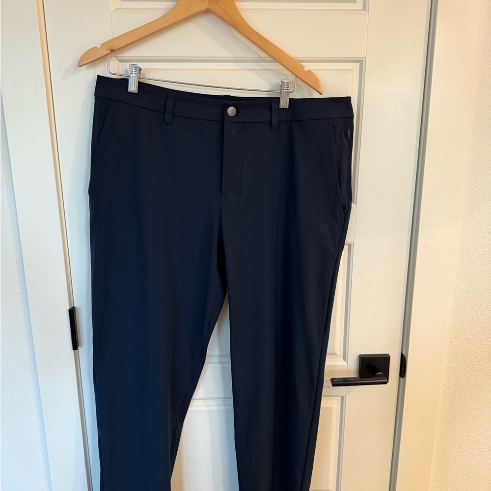 Lululemon Athletica Men's Dark Blue Dress Pants